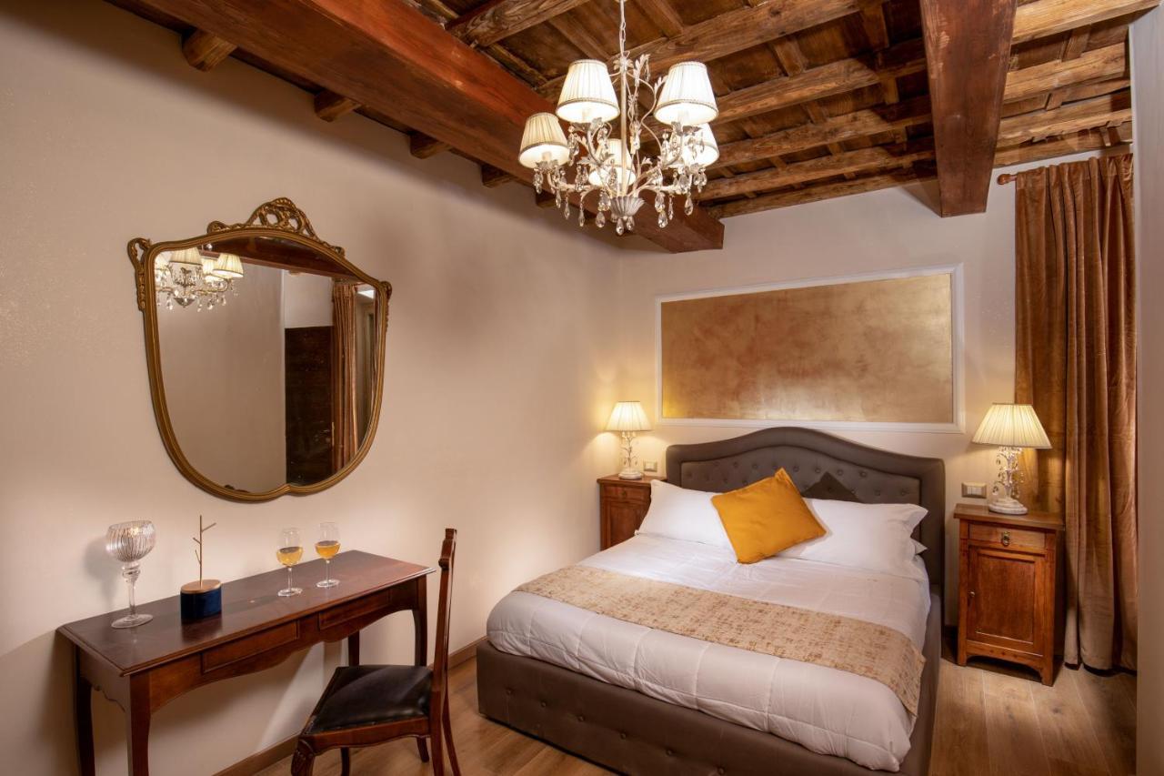 Residenza Nobile Laurina Hotel Rome Exterior photo