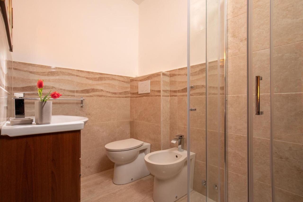 Residenza Nobile Laurina Hotel Rome Exterior photo