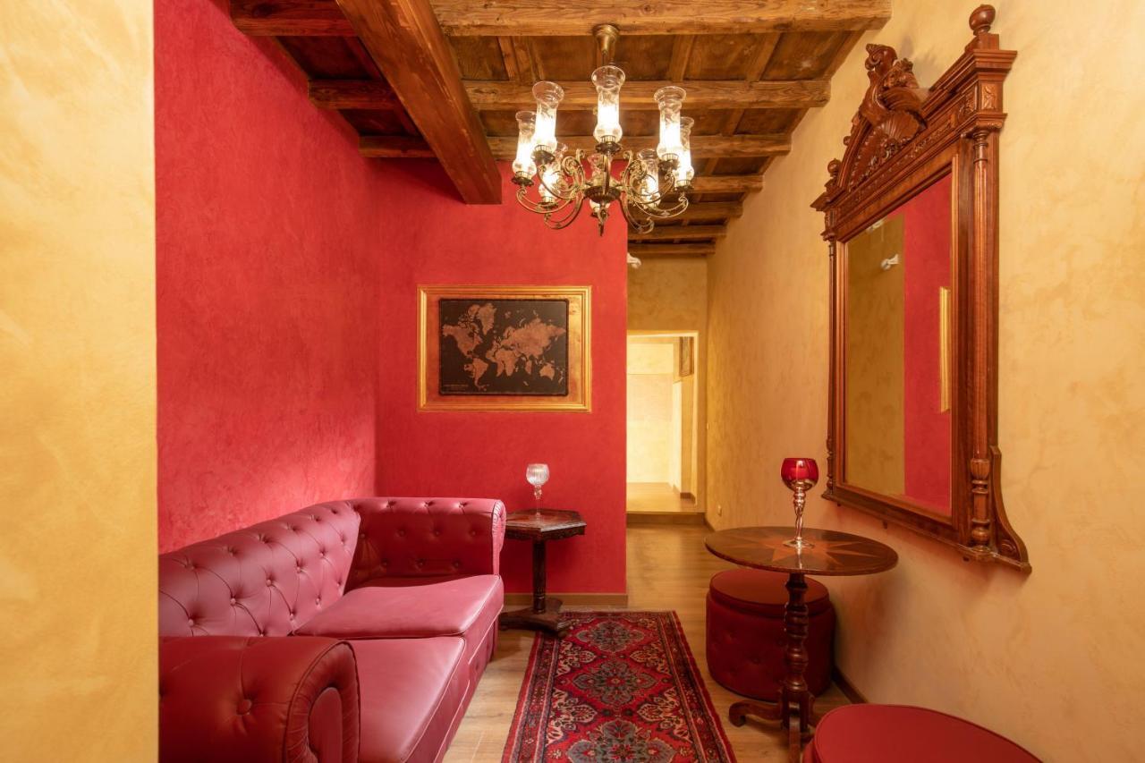 Residenza Nobile Laurina Hotel Rome Exterior photo
