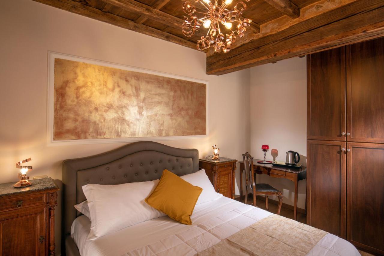 Residenza Nobile Laurina Hotel Rome Exterior photo